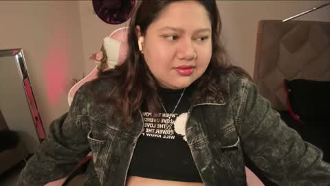 Snapshot of paprik_ chatting on November 16, 2025, 6:02 pm Paprika online show from November 16, 2025, 6:02 pm