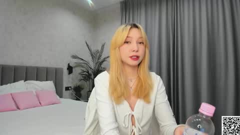 Melena online show from February 1, 2026, 12:42 am