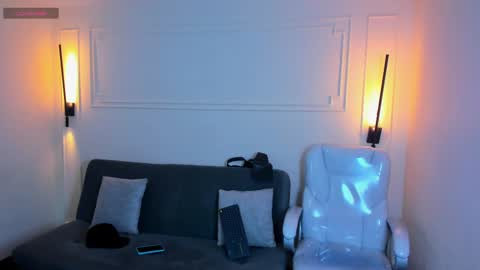 Snapshot of paradise_boy_s chatting on October 22, 2025, 9:47 pm Ryan And Casper online show from October 22, 2025, 9:47 pm