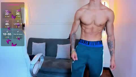 Snapshot of paradise_boy_s chatting on December 2, 2025, 3:51 pm Ryan And Casper online show from December 2, 2025, 3:51 pm