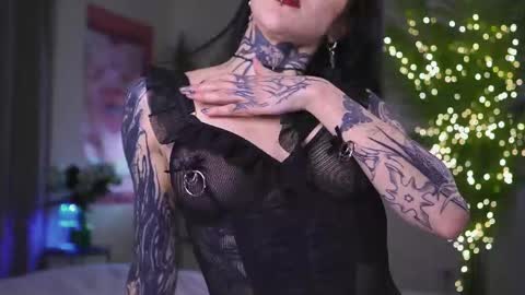 Alise  Melissa online show from February 17, 2025, 4:04 pm