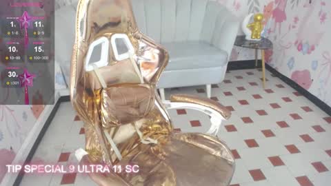 PARIS  online show from February 26, 2025, 9:42 am