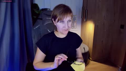 Paris online show from February 22, 2025, 1:35 pm