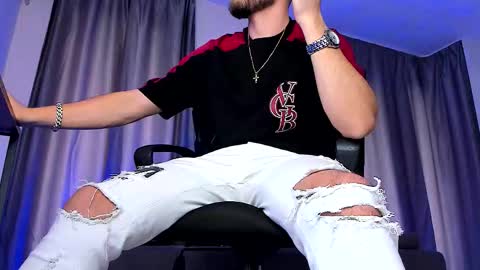 Snapshot of paris_lock chatting on October 26, 2025, 9:48 am Paris online show from October 26, 2025, 9:48 am