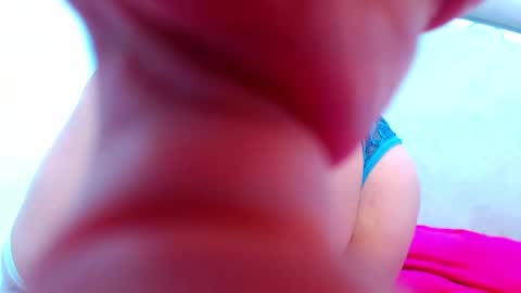 paris_squirtt online show from May 21, 2026, 9:33 pm