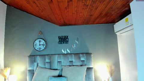 PARIS online show from March 6, 2025, 7:32 pm