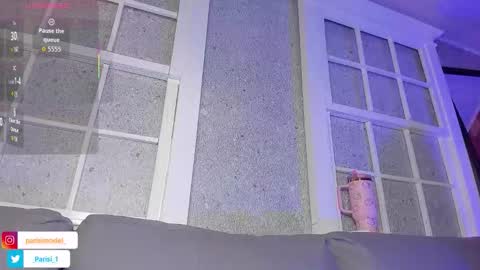 Snapshot of parisi_ chatting on December 1, 2025, 6:57 pm PARISI online show from December 1, 2025, 6:57 pm