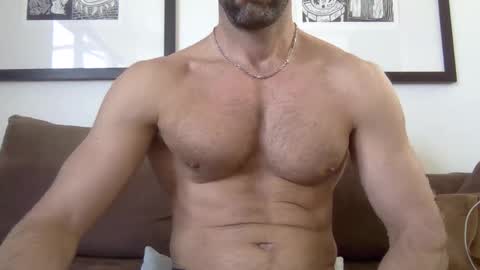 Snapshot of parisien75015 chatting on January 31, 2025, 9:05 am Porn Actor 21cm Hetero online show from January 31, 2025, 9:05 am