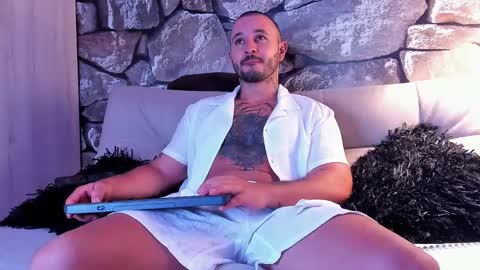 parker lavine online show from January 1, 2025, 3:45 am