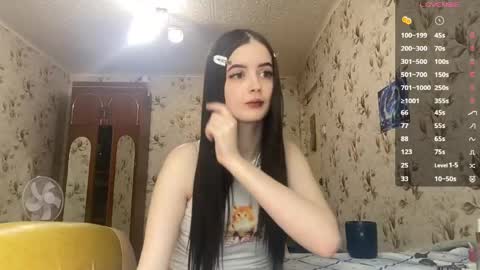 Snapshot of partheniamachle chatting on June 1, 2026, 9:11 am Milana online show from June 1, 2026, 9:11 am