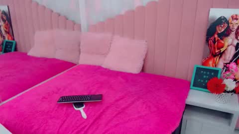 party_fre_girl online show from February 2, 2026, 4:44 am