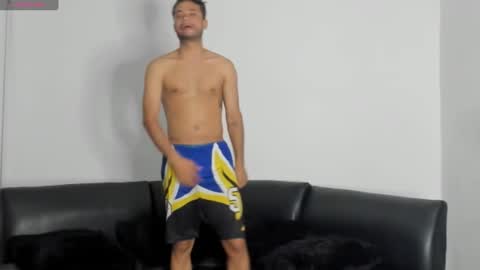 Snapshot of party_love18 chatting on February 13, 2025, 2:01 am party_love18 online show from February 13, 2025, 2:01 am