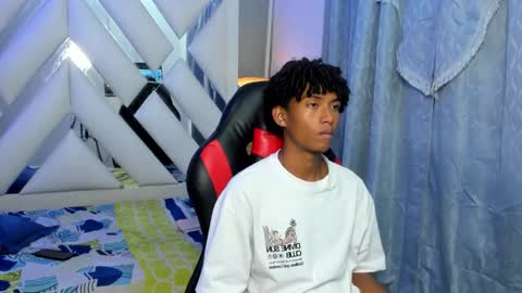 Snapshot of parzival_wt chatting on February 4, 2026, 7:53 pm PARZIVAL online show from February 4, 2026, 7:53 pm