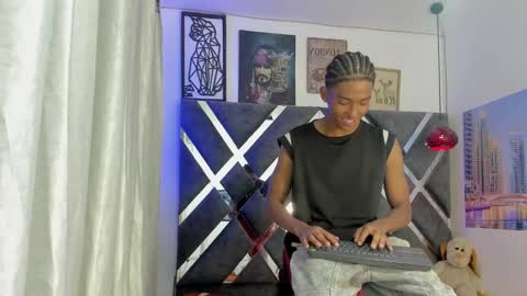 Snapshot of parzival_wt chatting on February 18, 2026, 7:43 pm PARZIVAL online show from February 18, 2026, 7:43 pm