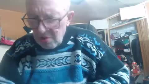 pascal88881 online show from December 30, 2024, 6:05 pm