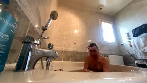 Snapshot of pascalou02 chatting on November 22, 2025, 12:26 pm pascalou02 online show from November 22, 2025, 12:26 pm