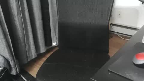 pasexhibe online show from February 12, 2026, 1:22 am