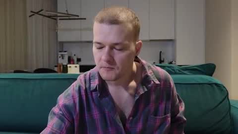 Pashka online show from February 10, 2026, 6:39 am