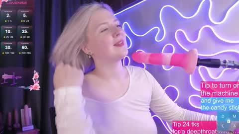 LunaAlan online show from December 20, 2025, 11:17 am