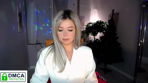 Snapshot of passionate_babe chatting on December 6, 2024, 3:19 am I have returned from vacation and I am glad to share my energy and emotions with you online show from December 6, 2024, 3:19 am