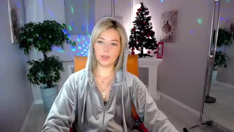Snapshot of passionate_babe chatting on January 18, 2025, 5:20 am I have returned from vacation and I am glad to share my energy and emotions with you online show from January 18, 2025, 5:20 am
