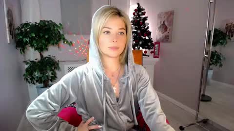 Snapshot of passionate_babe chatting on January 18, 2025, 11:32 am I have returned from vacation and I am glad to share my energy and emotions with you online show from January 18, 2025, 11:32 am