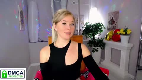 Snapshot of passionate_babe chatting on March 6, 2025, 3:35 am I have returned from vacation and I am glad to share my energy and emotions with you online show from March 6, 2025, 3:35 am