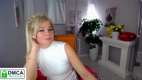 Snapshot of passionate_babe chatting on March 11, 2025, 9:34 am I have returned from vacation and I am glad to share my energy and emotions with you online show from March 11, 2025, 9:34 am