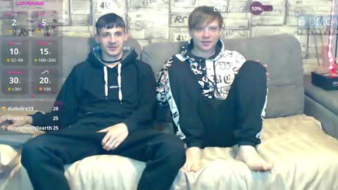 Max tall dark-haired guy with tattoos and Phil blond-haired online show from May 15, 2026, 11:12 pm