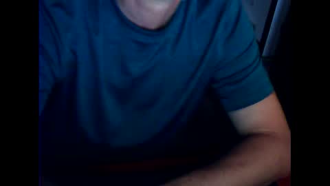 patou1995 online show from October 31, 2025, 7:37 pm