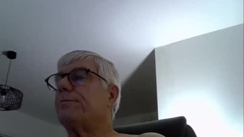 Snapshot of patrick5275 chatting on November 22, 2025, 6:12 am patrick5275 online show from November 22, 2025, 6:12 am