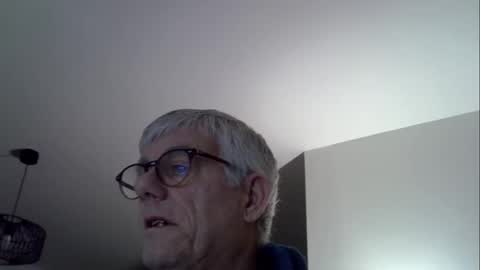 Snapshot of patrick5275 chatting on November 25, 2025, 5:51 am patrick5275 online show from November 25, 2025, 5:51 am