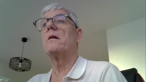 Snapshot of patrick5275 chatting on December 15, 2025, 9:24 am patrick5275 online show from December 15, 2025, 9:24 am