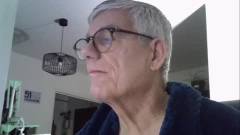 Snapshot of patrick5275 chatting on December 20, 2025, 5:25 am patrick5275 online show from December 20, 2025, 5:25 am