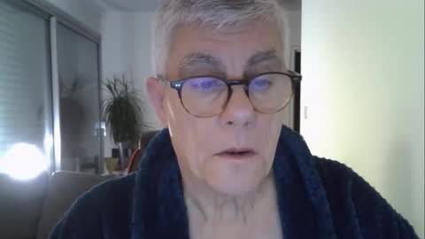 Snapshot of patrick5275 chatting on April 8, 2026, 4:12 am patrick5275 online show from April 8, 2026, 4:12 am
