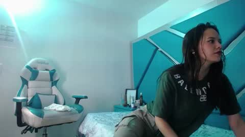 patrick_and_greeicy online show from December 17, 2024, 7:29 am