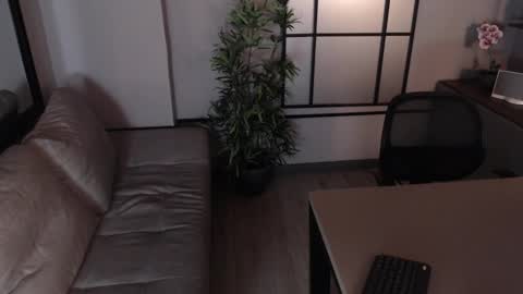 Snapshot of patrick_brown_ chatting on December 5, 2024, 12:00 pm Patrick Brown online show from December 5, 2024, 12:00 pm