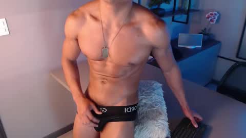 Snapshot of patrick_brown_ chatting on December 11, 2024, 6:20 pm Patrick Brown online show from December 11, 2024, 6:20 pm