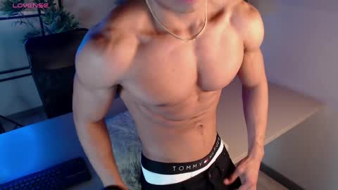 Snapshot of patrick_brown_ chatting on February 23, 2025, 11:55 am Patrick Brown online show from February 23, 2025, 11:55 am