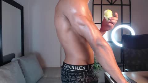 Snapshot of patrick_brown_ chatting on March 5, 2025, 6:23 pm Patrick Brown online show from March 5, 2025, 6:23 pm