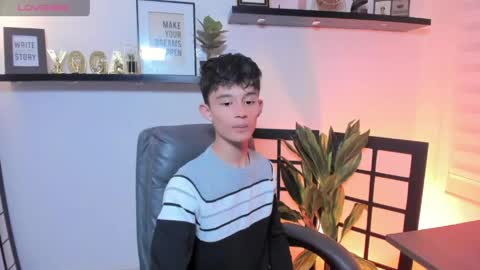 Snapshot of patrick_howland_ chatting on June 6, 2026, 5:01 am Patrick online show from June 6, 2026, 5:01 am