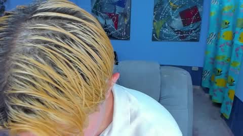 .... online show from September 21, 2025, 6:53 pm