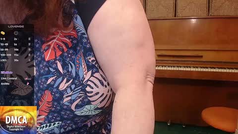 PatsyORose online show from February 5, 2025, 4:27 am