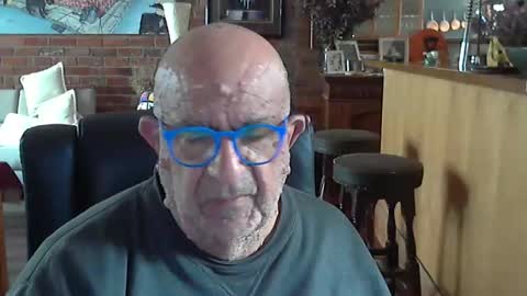 patvac online show from October 6, 2025, 12:41 am