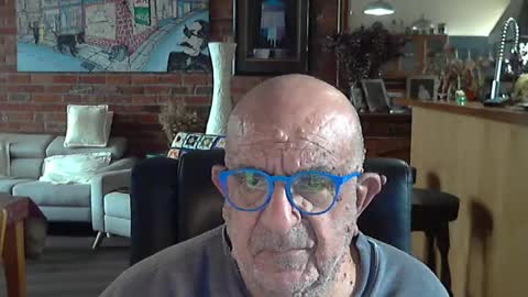 Snapshot of patvac chatting on June 15, 2026, 1:19 am patvac online show from June 15, 2026, 1:19 am