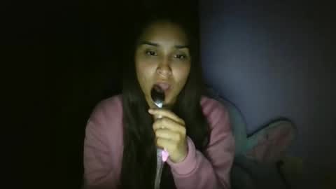 Pau online show from April 18, 2026, 5:44 am