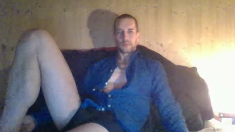 Snapshot of paueriwan chatting on February 25, 2025, 7:42 am paueriwan online show from February 25, 2025, 7:42 am