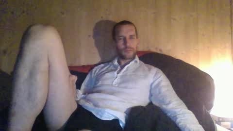 Snapshot of paueriwan chatting on March 5, 2025, 11:05 pm paueriwan online show from March 5, 2025, 11:05 pm