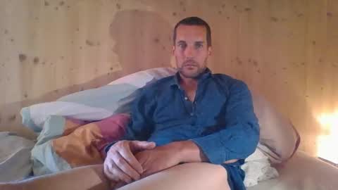 Snapshot of paueriwan chatting on September 15, 2025, 1:55 pm paueriwan online show from September 15, 2025, 1:55 pm