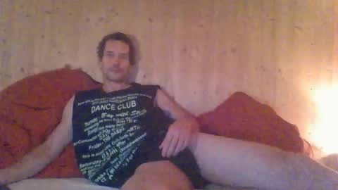 Snapshot of paueriwan chatting on November 26, 2025, 8:26 am paueriwan online show from November 26, 2025, 8:26 am